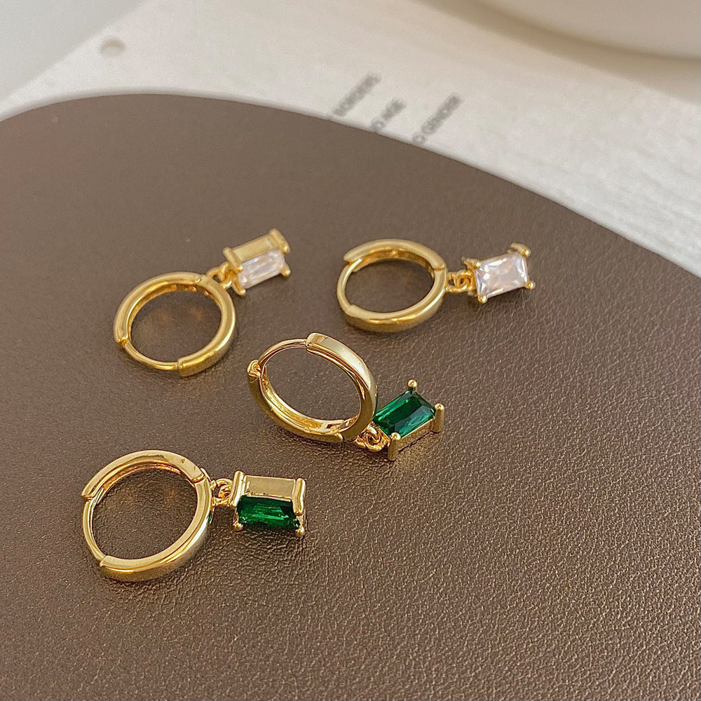 Brincos Elegantes com Zirconia Verde