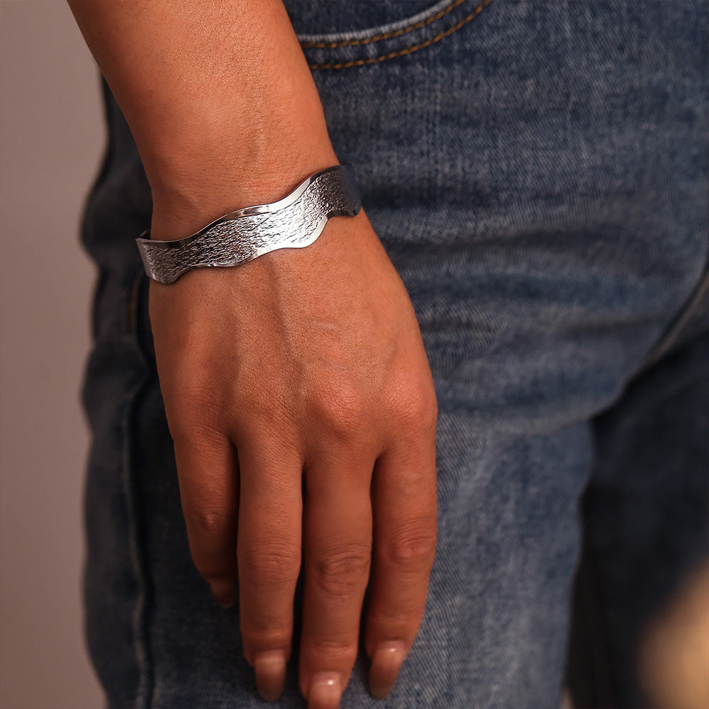 Pulseira Ondulada Aberta