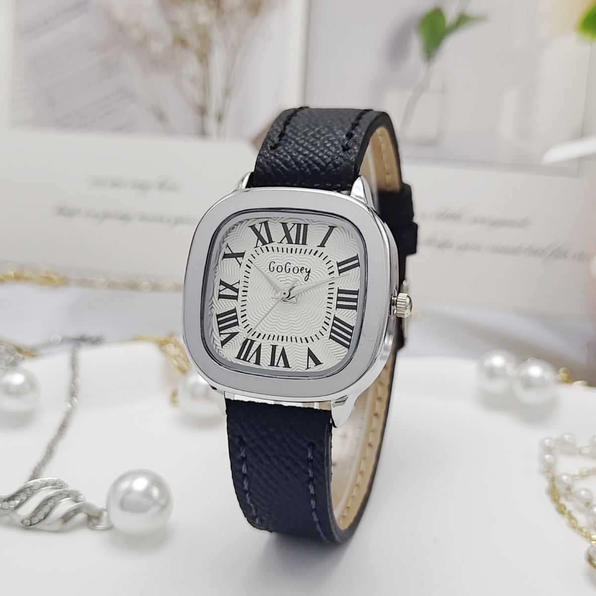 Relógio Retro Números Romanos - Bracelete de Pele Sintética