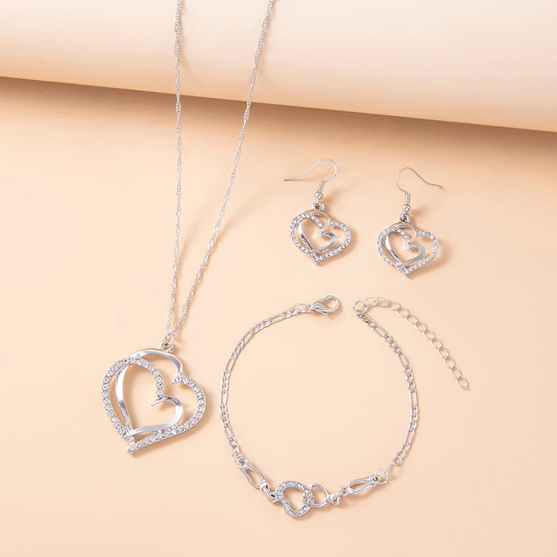 Conjunto Coração Romântico - Pulseira, Colar e Brincos